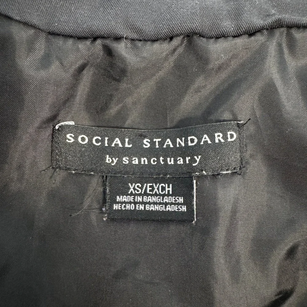 Social Standard by Sanctuary Quilted Jacket Women XS Black Diamond Snap Utility